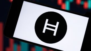 Hedera価格予測：HBARはSWIFTブロックチェーン試験で0.25ドルを目指す