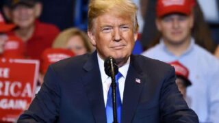 トランプ、大統領令に署名：12兆ドルの年金基金をビットコインに投資可能に